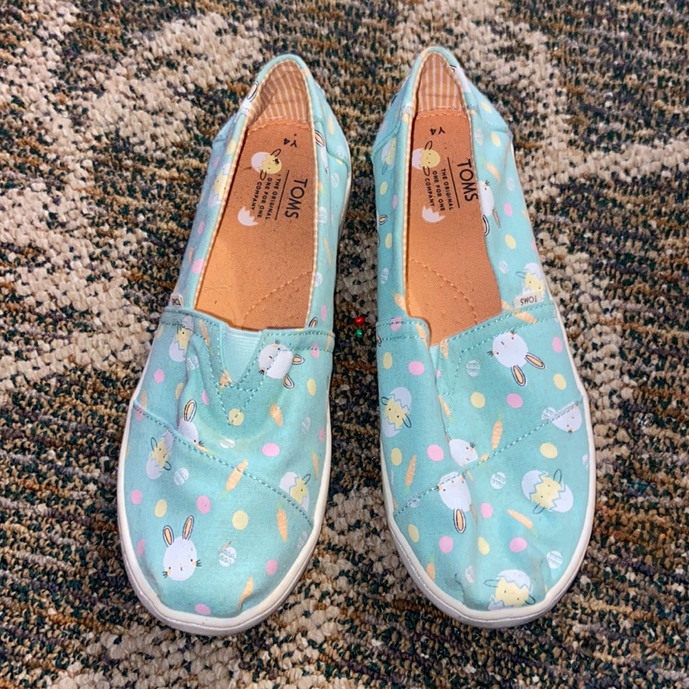 Girls TOMS Shoes